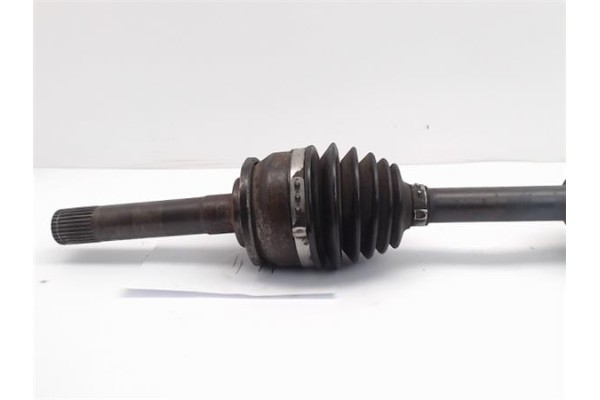 Recambio de palier delantero derecho para mitsubishi l 200 (k70) 2.5 td (k64t) referencia OEM IAM   