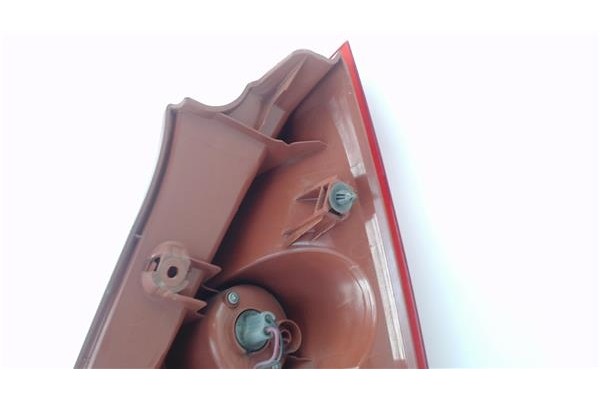 Recambio de piloto trasero izquierdo para mazda 5 berlina (cr) 2.0 active+ referencia OEM IAM C23551160E C23551160 