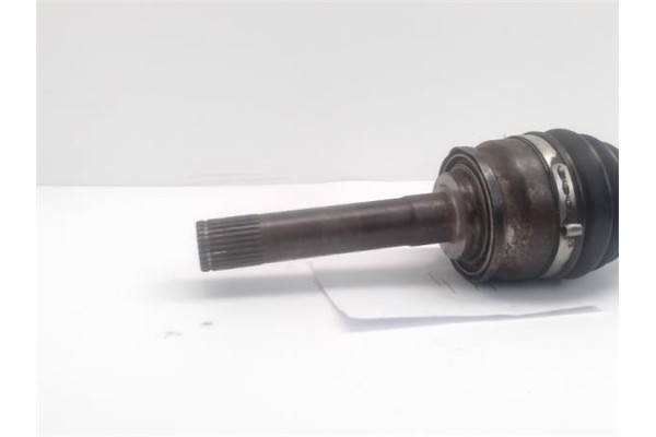 Recambio de palier delantero derecho para mitsubishi l 200 (k70) 2.5 td (k64t) referencia OEM IAM   