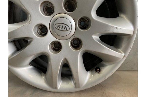 Recambio de llanta para kia carnival 2.9 crdi referencia OEM IAM 529104D250  