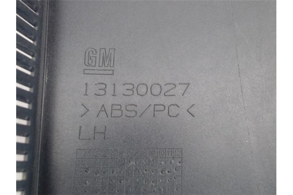 Recambio de piloto antiniebla trasero izquierdo para opel meriva referencia OEM IAM 13130027  