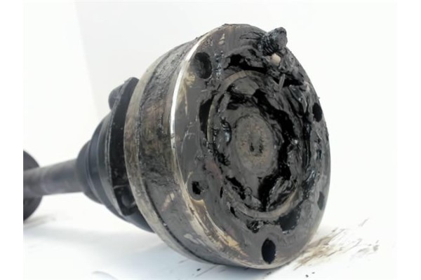 Recambio de palier delantero izquierdo para volkswagen transporter iv furgón (70xa) 1.9 td referencia OEM IAM   