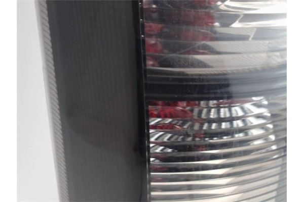 Recambio de piloto trasero izquierdo para opel meriva referencia OEM IAM 1222123  1222085 , OPEL | 93184712 , OPEL