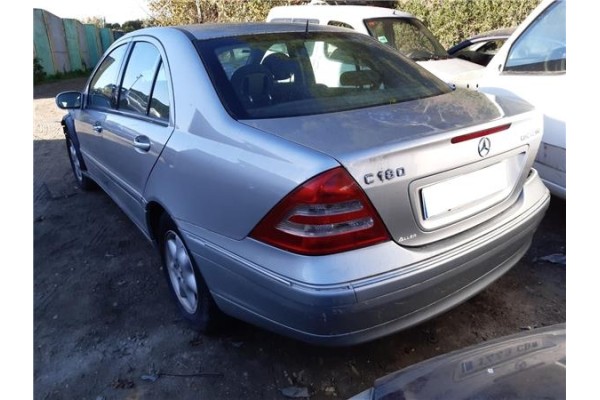 mercedes-benz clase c berlina (bm 203)(2000) del año 