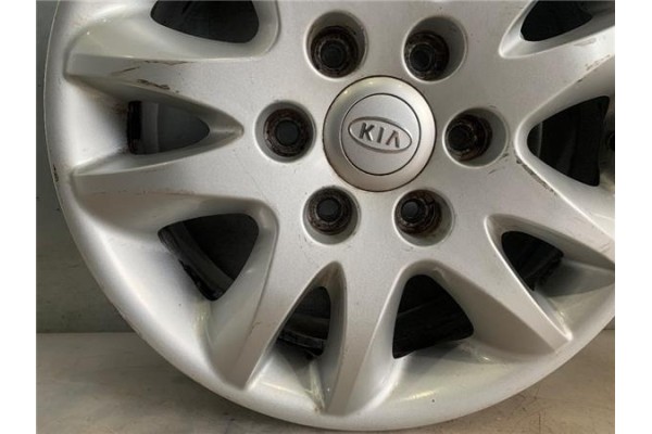 Recambio de llanta para kia carnival 2.9 crdi referencia OEM IAM 529104D250  