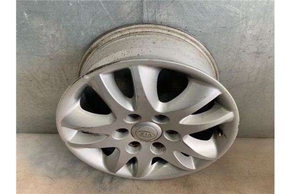 Recambio de llanta para kia carnival 2.9 crdi referencia OEM IAM 529104D250  
