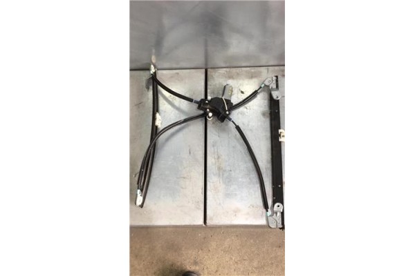 Recambio de mecanismo elevalunas delantero izquierdo para chrysler voyager (rg) 3.3 lx referencia OEM IAM AY2621002761 EA07357 