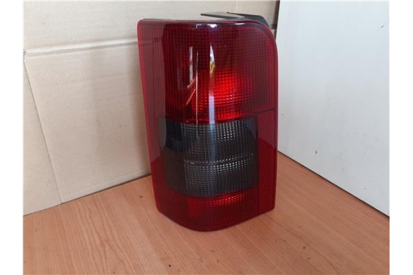 Recambio de piloto trasero izquierdo para citroen berlingo 1.9 800 d furg. referencia OEM IAM 42141049 CI9154164 