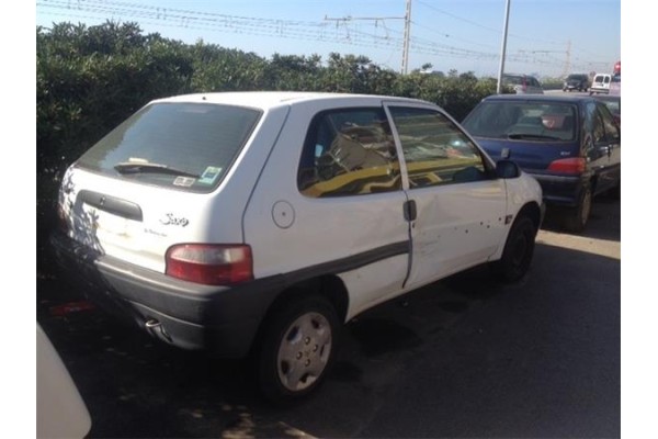 citroen saxo del año 2001
