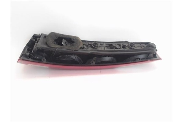 Recambio de piloto trasero izquierdo para opel meriva referencia OEM IAM 93294345 89398084 