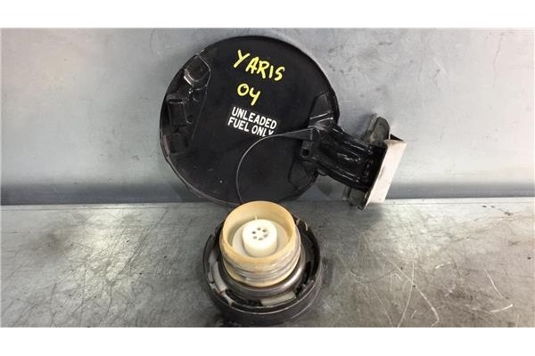 Recambio de tapa exterior combustible para toyota yaris (ncp1/nlp1/scp1) 1.3 referencia OEM IAM 7735052010 7730028010 