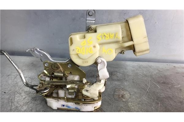 Recambio de cierre electromagnetico delantero derecho para toyota yaris (ncp1/nlp1/scp1) 1.3 referencia OEM IAM 693100D010 69310