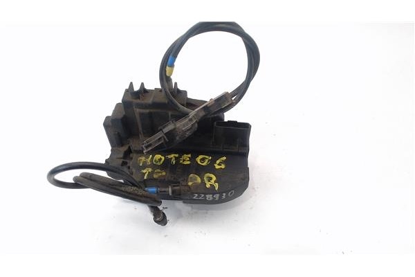 Recambio de cierre electromagnetico trasero derecho para nissan note (e11e) 1.5 dci referencia OEM IAM 825009U100  