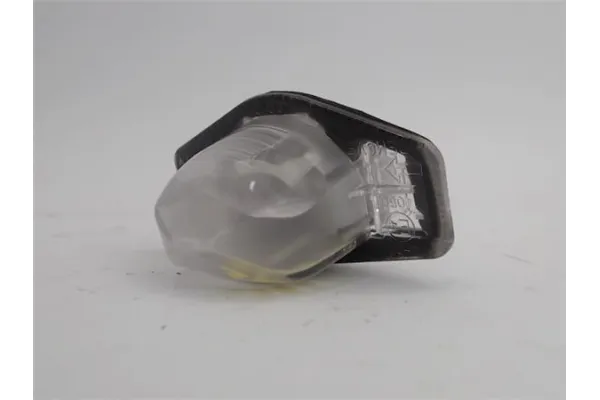 Recambio de piloto matricula trasero derecho para honda jazz (gd1/5) 1.4 referencia OEM IAM HD3204350  