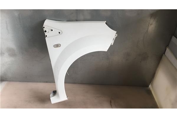 Recambio de aleta delantero derecha para renault twingo ii 1.2 authentique referencia OEM IAM 631000558R RN3063013 7701477874 , 