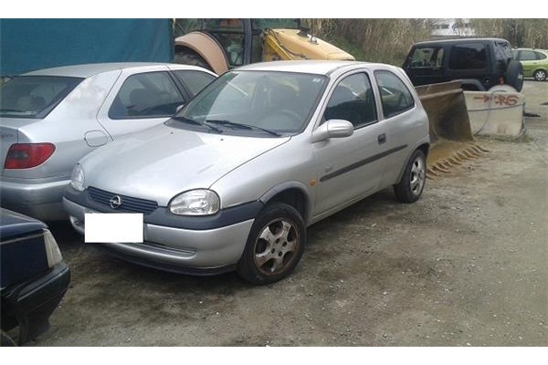 opel corsa b del año 2000