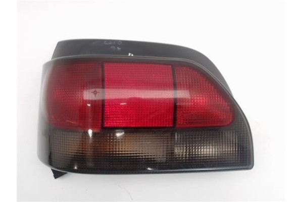 Recambio de piloto trasero izquierdo para renault clio i fase i / ii (b/c57) 1.2 (b/c/s577) referencia OEM IAM 7700827551 770082