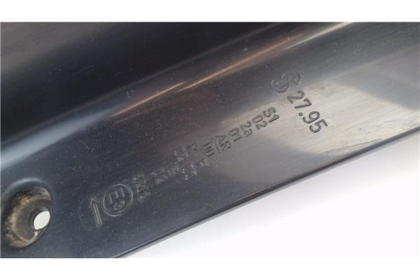 Recambio de piloto trasero izquierdo para mitsubishi colt cz3 berl. 5 (z30a) 1.5 di-d inform referencia OEM IAM 8330A327  