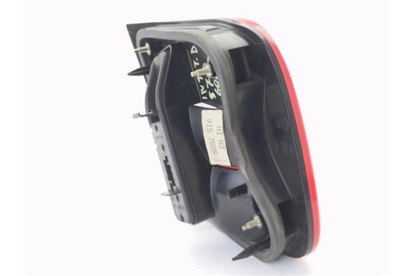 Recambio de piloto porton trasero derecho para volvo s70 berlina 2.5 2.4 / 2.5 (121kw / 125kw) referencia OEM IAM 9157009  