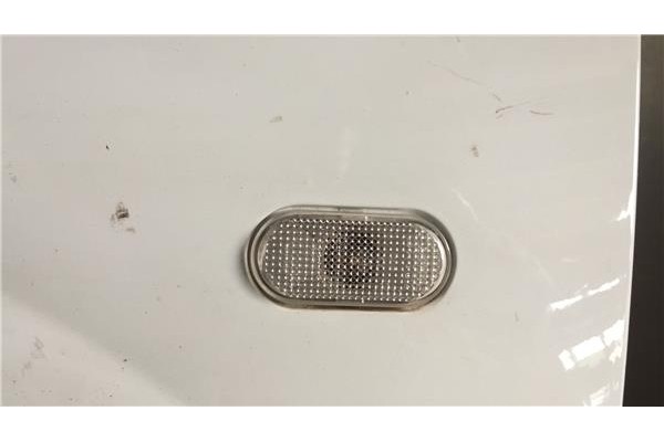 Recambio de aleta delantero izquierda para renault twingo ii 1.2 authentique referencia OEM IAM 631017356R RN3063014 7701477873 