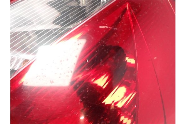 Recambio de piloto trasero derecho para renault megane ii berlina 5p referencia OEM IAM 8200073237 89398081 5200073236 , RENAULT