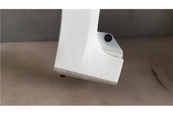 Recambio de aleta delantero izquierda para renault twingo ii 1.2 authentique referencia OEM IAM 631017356R RN3063014 7701477873 