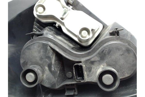 Recambio de piloto trasero derecho para renault megane ii berlina 5p referencia OEM IAM 8200073237 89398081 5200073236 , RENAULT