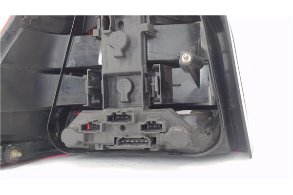 Recambio de piloto trasero derecho para volkswagen golf iv berlina (1j1) 1.9 tdi referencia OEM IAM 1J6945096BB 1J6945257 