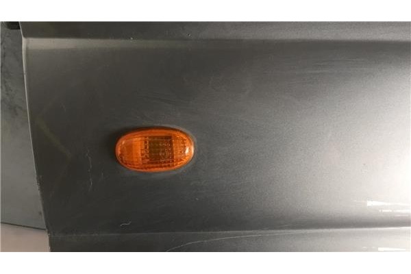 Recambio de aleta delantero derecha para daewoo matiz 0.8 referencia OEM IAM 96562086 8321325 