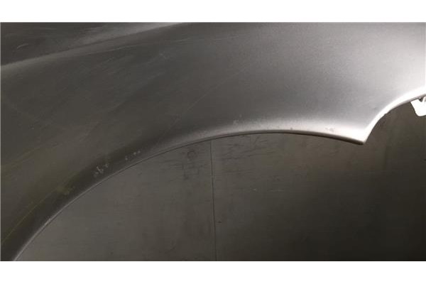 Recambio de aleta delantero derecha para daewoo matiz 0.8 referencia OEM IAM 96562086 8321325 