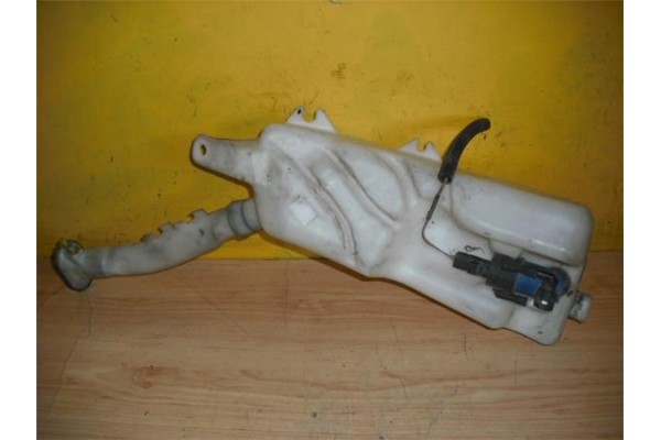 Recambio de deposito limpiaparabrisas para renault clio iii 1.5 dci (c/br1g) referencia OEM IAM 7701058023  