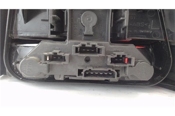 Recambio de piloto trasero izquierdo para volkswagen golf iv berlina (1j1) 1.9 tdi referencia OEM IAM 1J6945095BA 1J6945257 