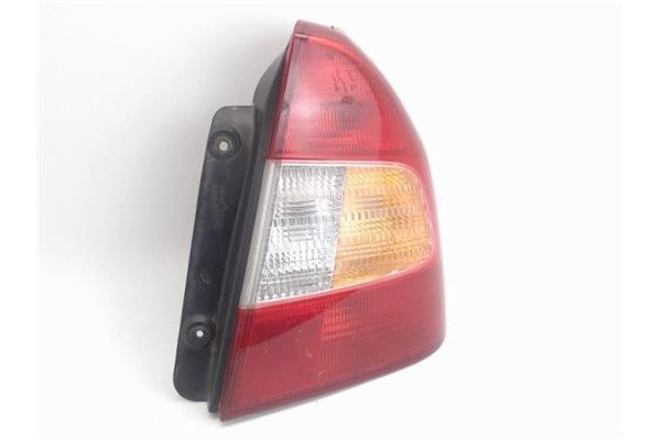 Recambio de piloto trasero derecho para hyundai accent (lc) referencia OEM IAM 9240125020  