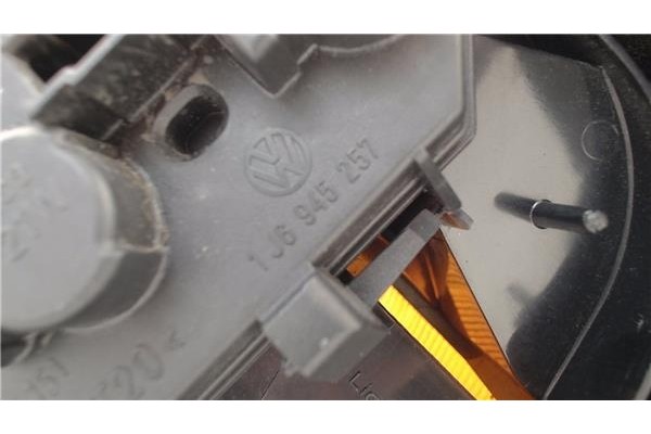 Recambio de piloto trasero izquierdo para volkswagen golf iv berlina (1j1) 1.9 tdi referencia OEM IAM 1J6945095BA 1J6945257 