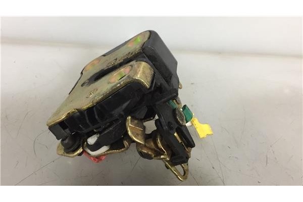 Recambio de cierre electromagnetico trasero izquierdo para chrysler pt cruiser (pt)(2000) 1.6 referencia OEM IAM   