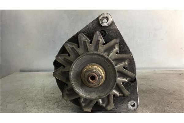 Recambio de alternador para alfa romeo 33 familiar 1.7 ie sport wagon referencia OEM IAM 0120489479 0120489480 