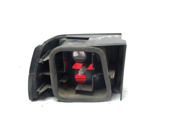 Recambio de piloto trasero derecho para citroen xsara berlina referencia OEM IAM 6351J5 2202363 25340801 , CITROËN