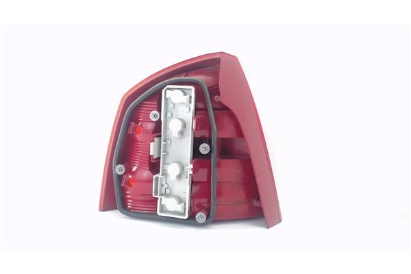 Recambio de piloto trasero derecho para skoda octavia berlina (1z3) 1.9 tdi referencia OEM IAM 1Z9945112B 1Z5945112A 