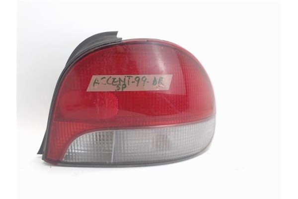 Recambio de piloto trasero derecho para hyundai accent (x3) referencia OEM IAM 9240222520  9240222210 , HYUNDAI