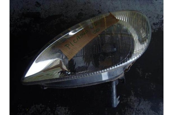 Recambio de faro delantero izquierdo para citroen xsara picasso 2.0 hdi referencia OEM IAM 6204W0  