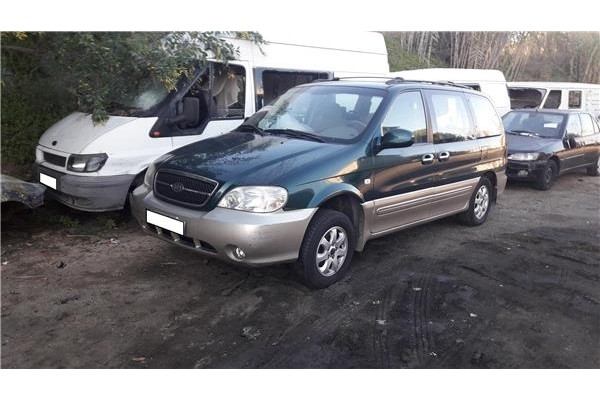 kia carnival ii (2001) del año 