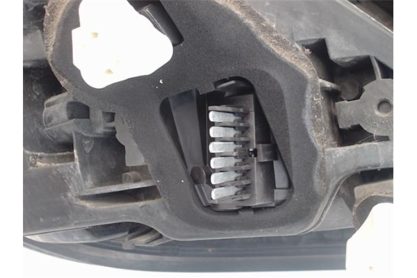 Recambio de piloto trasero derecho para opel astra h berlina referencia OEM IAM 1222112  