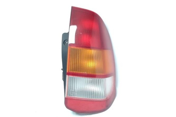 Recambio de piloto trasero derecho para mitsubishi space star (dg0) referencia OEM IAM MR586014  