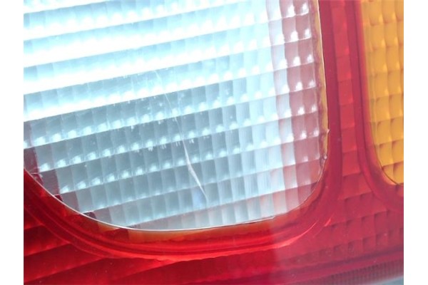 Recambio de piloto trasero derecho para mitsubishi space star (dg0) referencia OEM IAM MR586014  