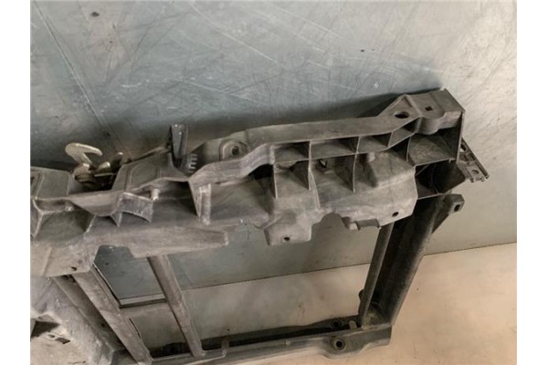 Recambio de frente delantero para peugeot 207 cc cabrio-coupé 1.6 básico referencia OEM IAM 7104FS 9677952180 