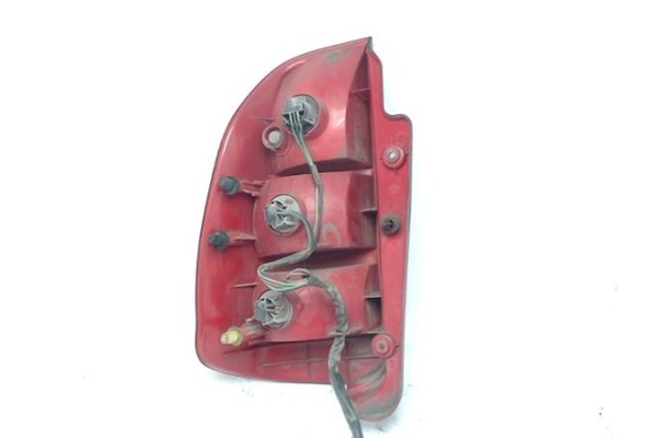 Recambio de piloto trasero derecho para mitsubishi space star (dg0) referencia OEM IAM MR586014  