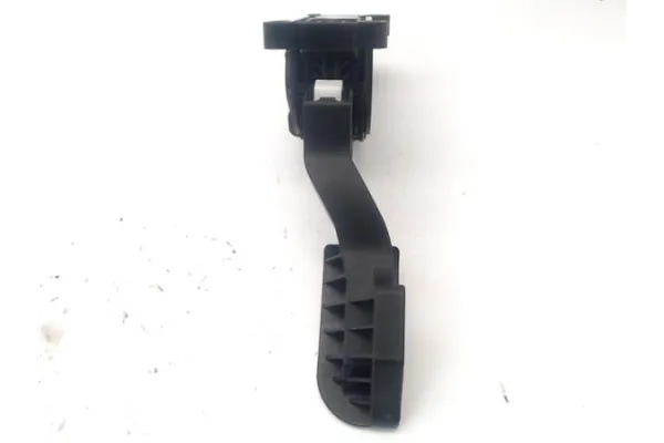 Recambio de pedal acelerador para citroen c1 1.2 feel referencia OEM IAM B000762180  