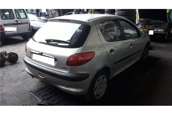 peugeot 206 del año 2001