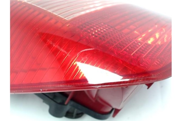 Recambio de piloto trasero izquierdo para citroen c2 referencia OEM IAM 3CKX13405AA 79998D 