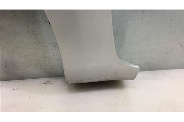 Recambio de aleta delantero izquierda para kia ceed (ed) 1.6 crdi 115 referencia OEM IAM 663111H010 L04317 